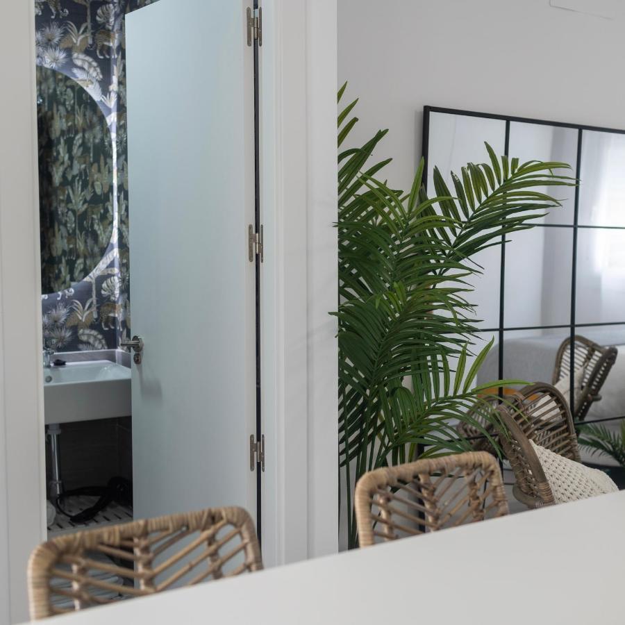 Lovely Suites Tarifa, Estudio A Estrenar En El Centro Y Muy Cerca De La Playa Exterior photo